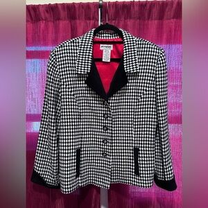Perceptions by Irene B, Size 18, Black and White Houndstooth Jacket PTP 23”